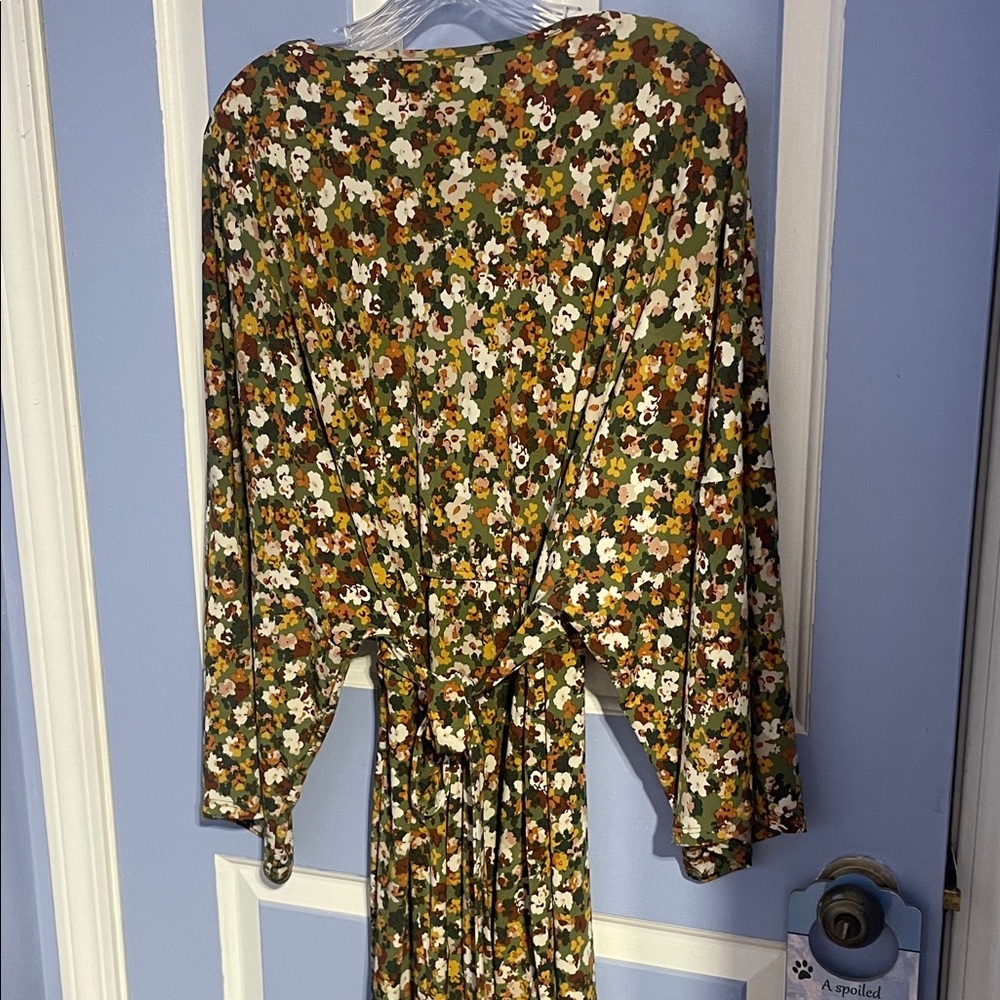 Cato Multicolor Floral Blouses - Picture 3 of 5